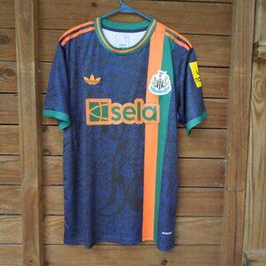Newcastle United away shirt, Large, adidas